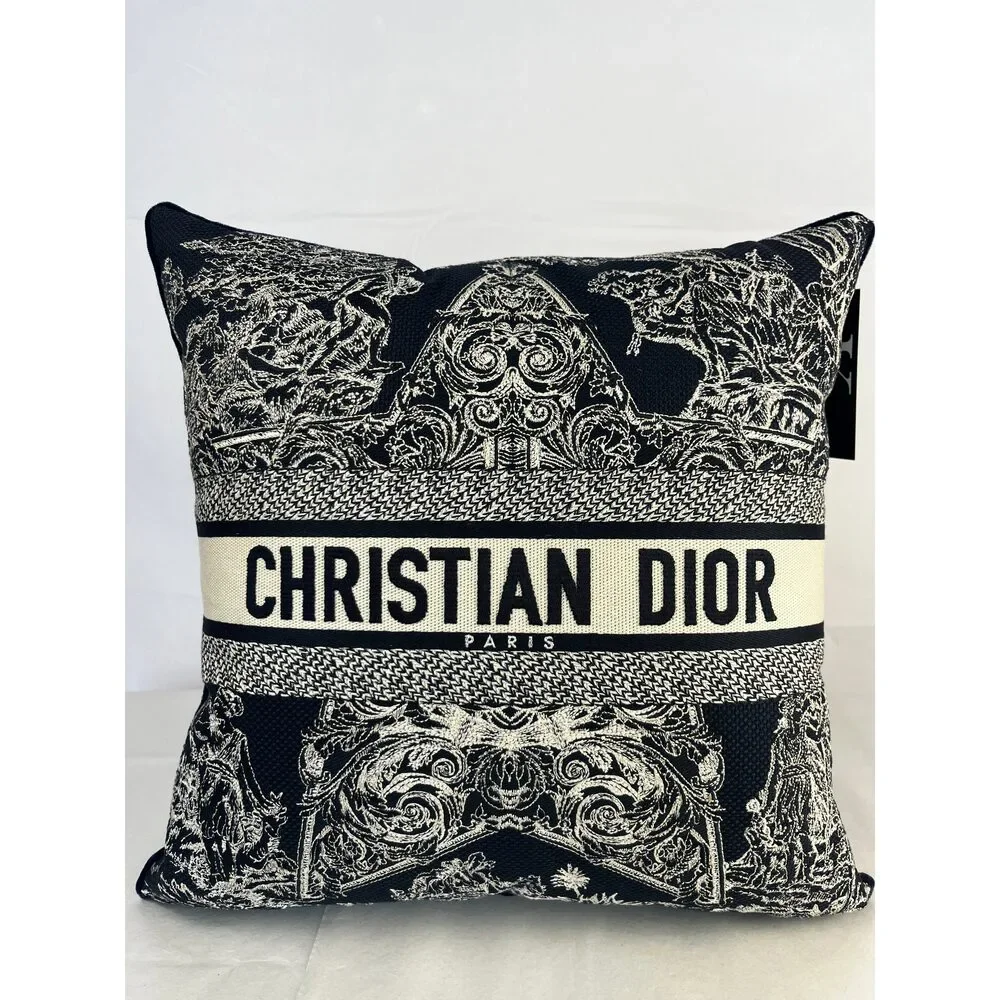 Christian Dior 